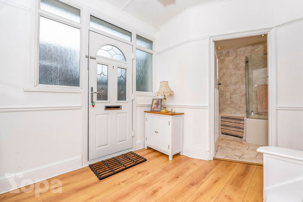 Additional image 6 of 3 bed semi-detached house for saleOakdene Avenue, Erith DA8