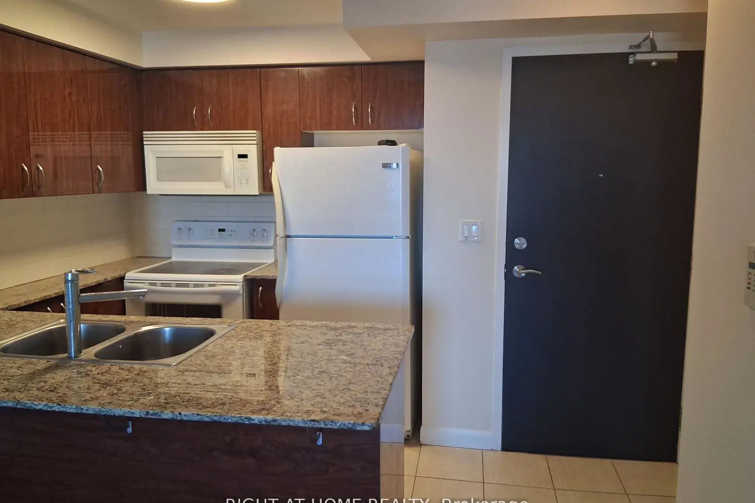 Additional image 10 of 5791 Yonge Street 1808