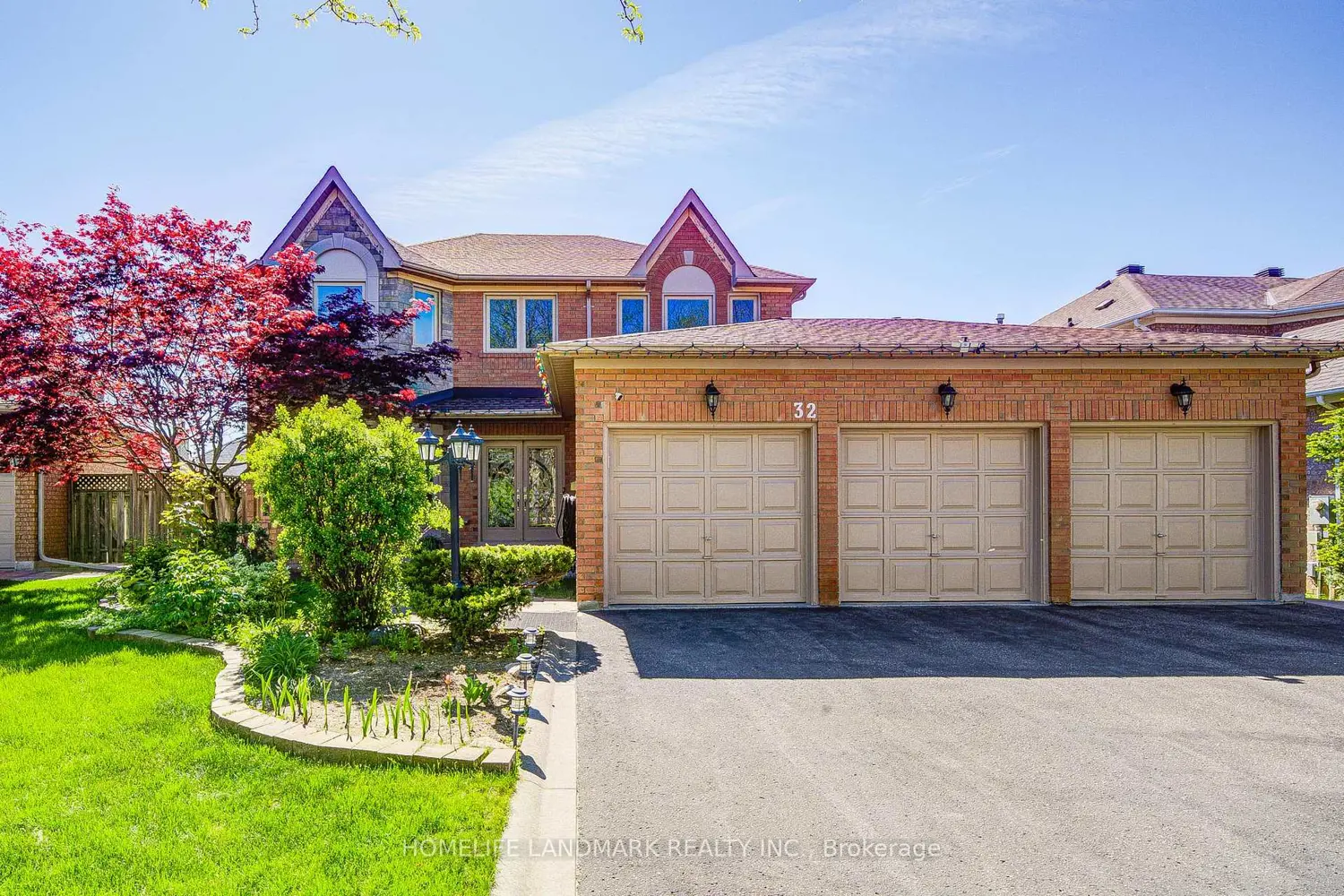 32 Dumfries Drive