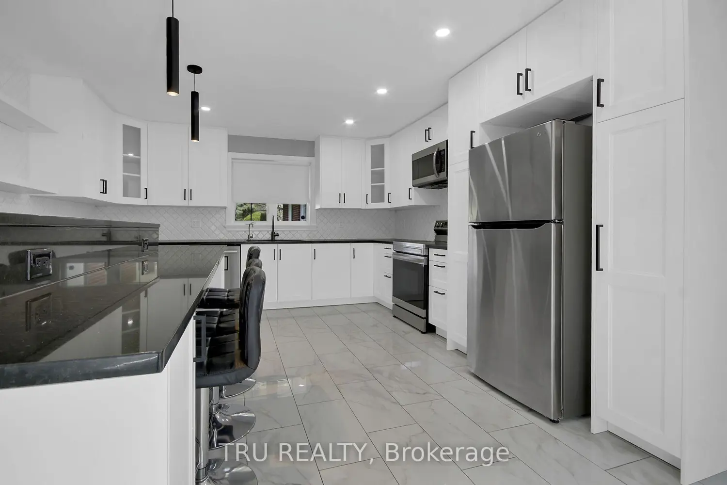 7038 Shields Drive photo 4