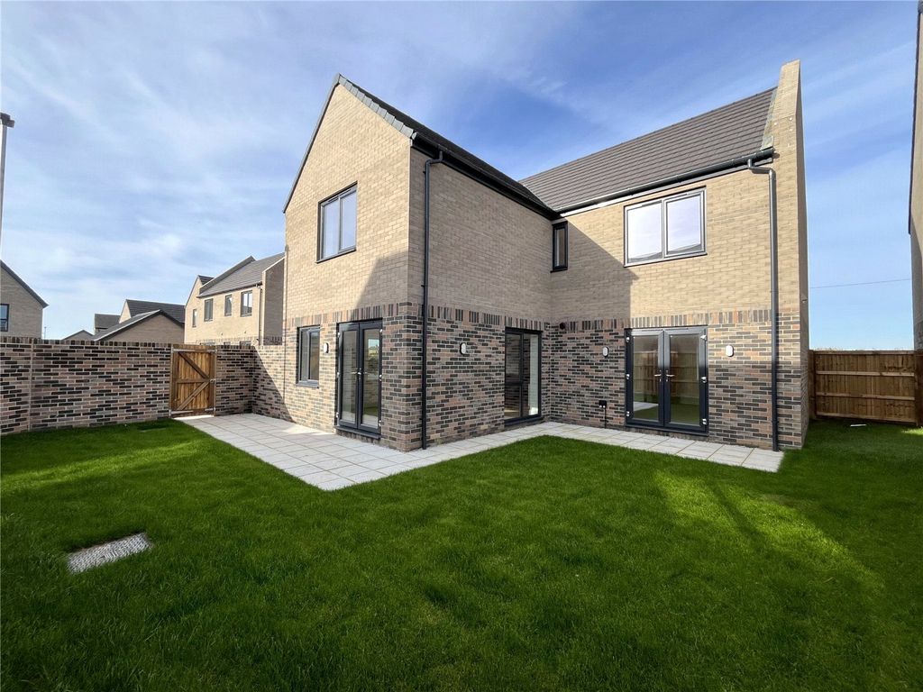 Additional image 13 of 4 bed detached house for sale5 Adams Road, Laureate Fields, Felixstowe, Suffolk IP11