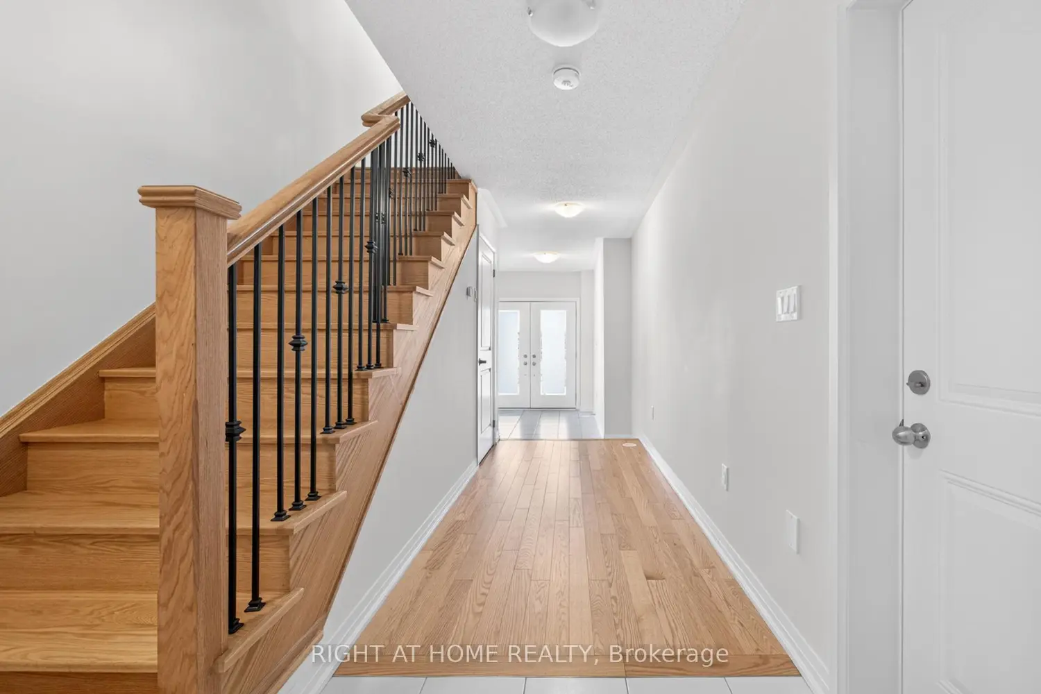 24 Monreau Drive photo 3