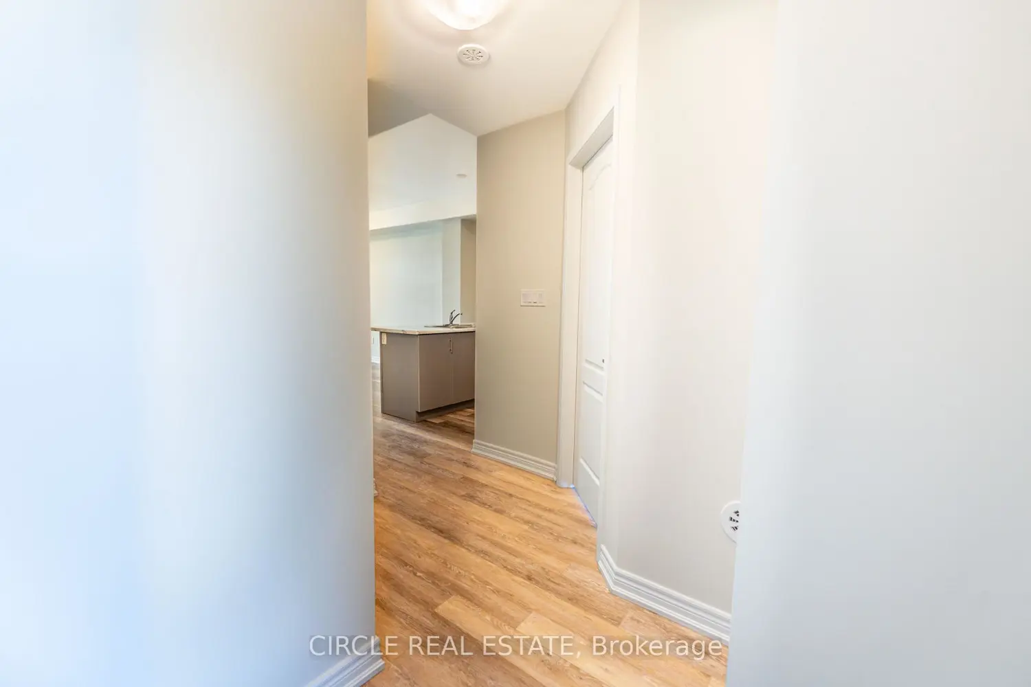 Additional image 9 of 5016 Serena Drive 7