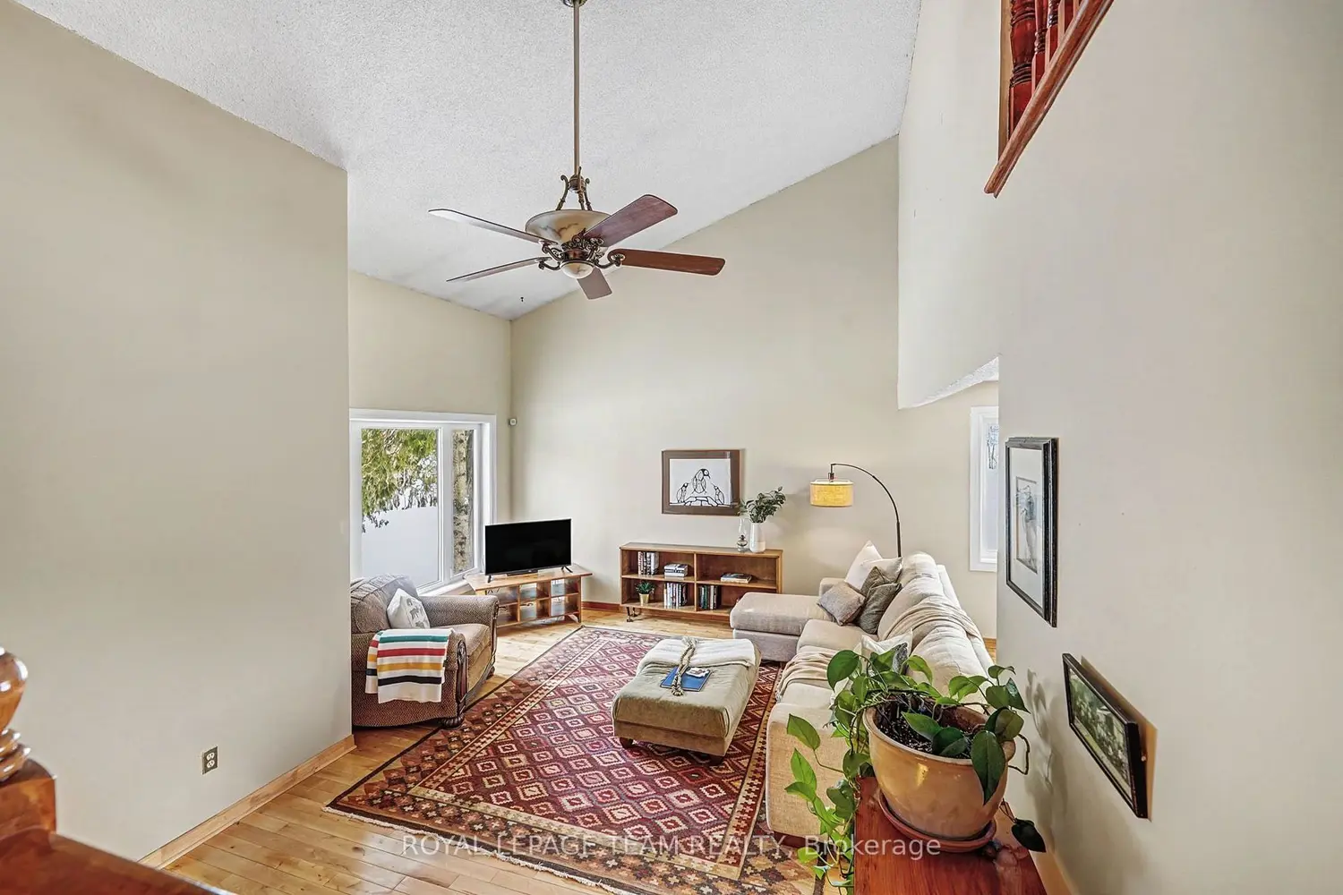 2249 Mcgovern Road photo 2