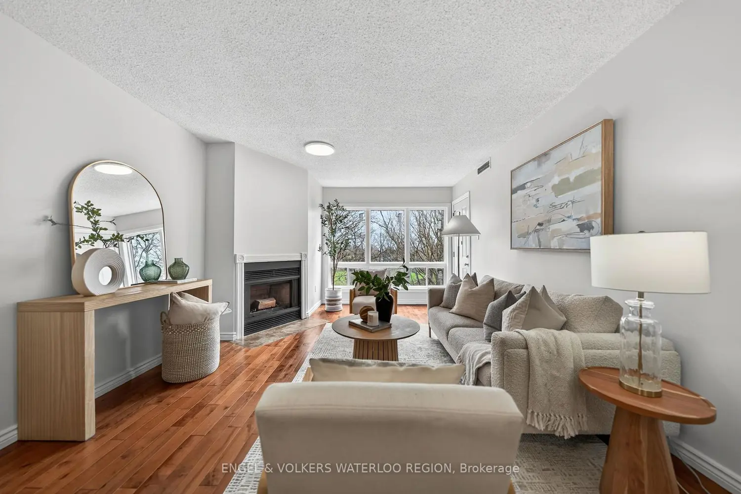 15 Hofstetter Avenue 406 photo 4