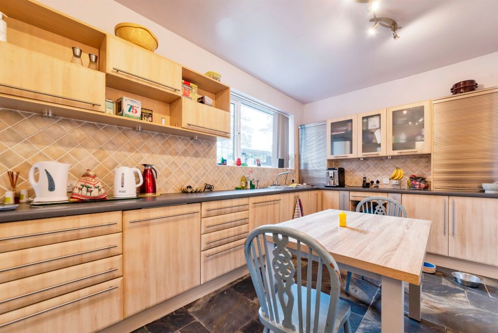 Additional image 5 of 4 bed detached house for saleWoodlands Drive, Grantham NG31