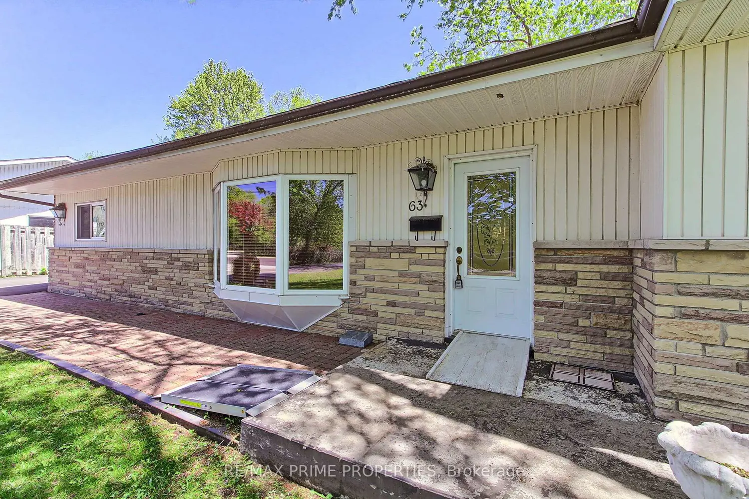 63 Ruta Crescent photo 3