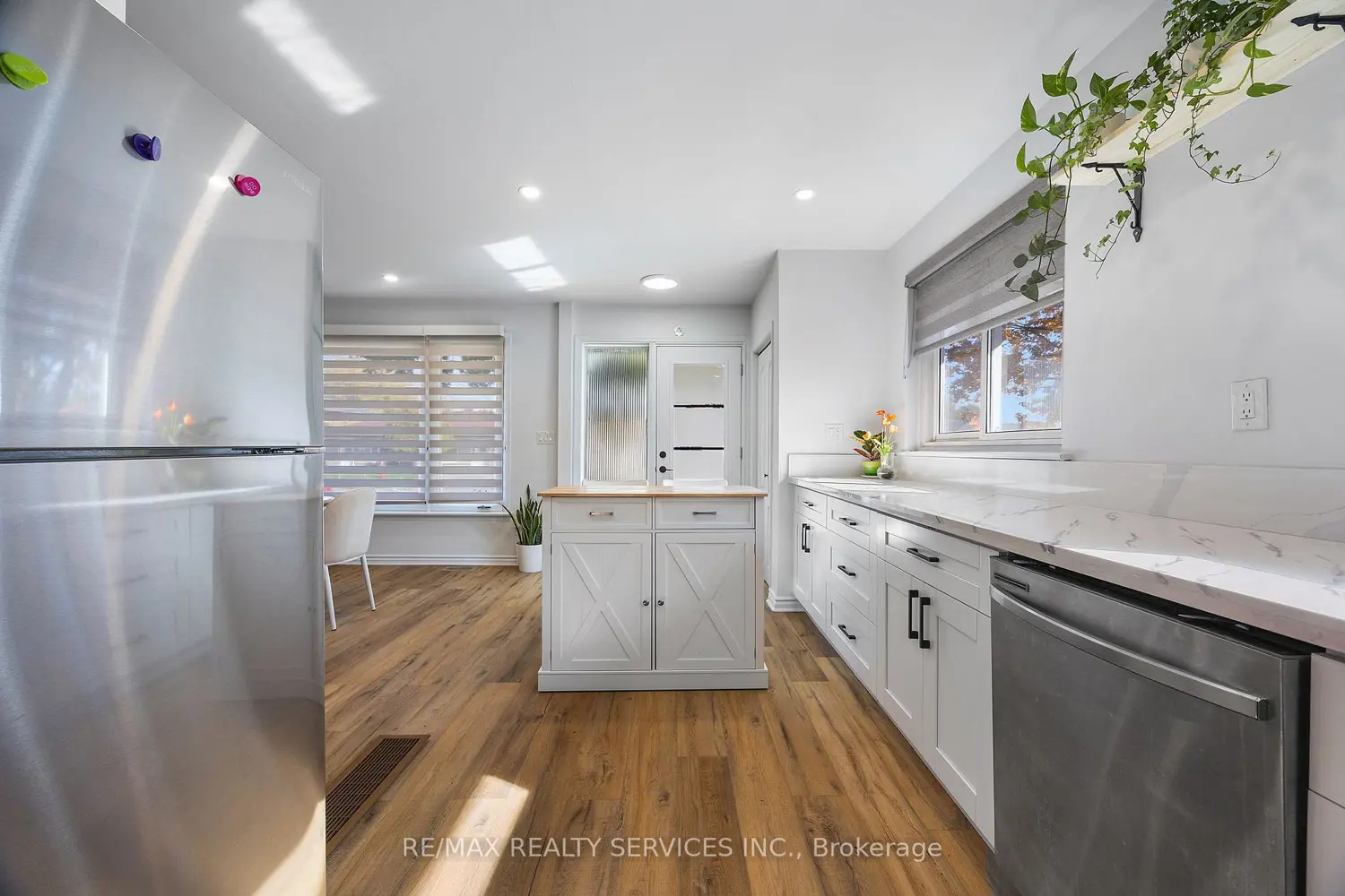 70 Wilton Drive photo 4