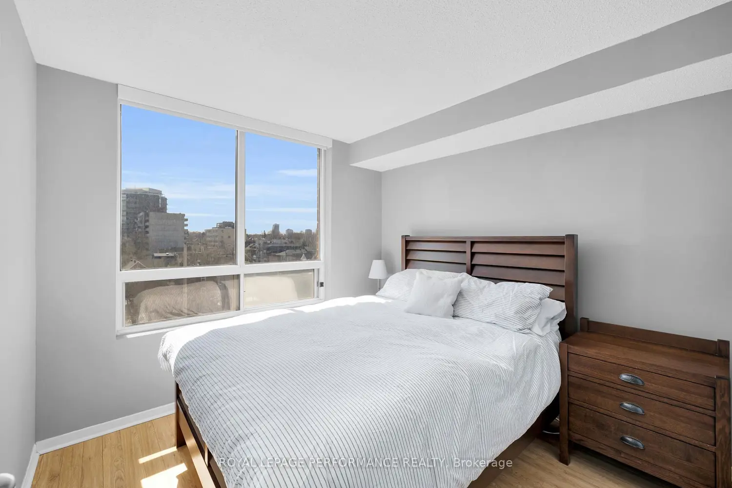 Additional image 14 of 45 Holland Avenue 611