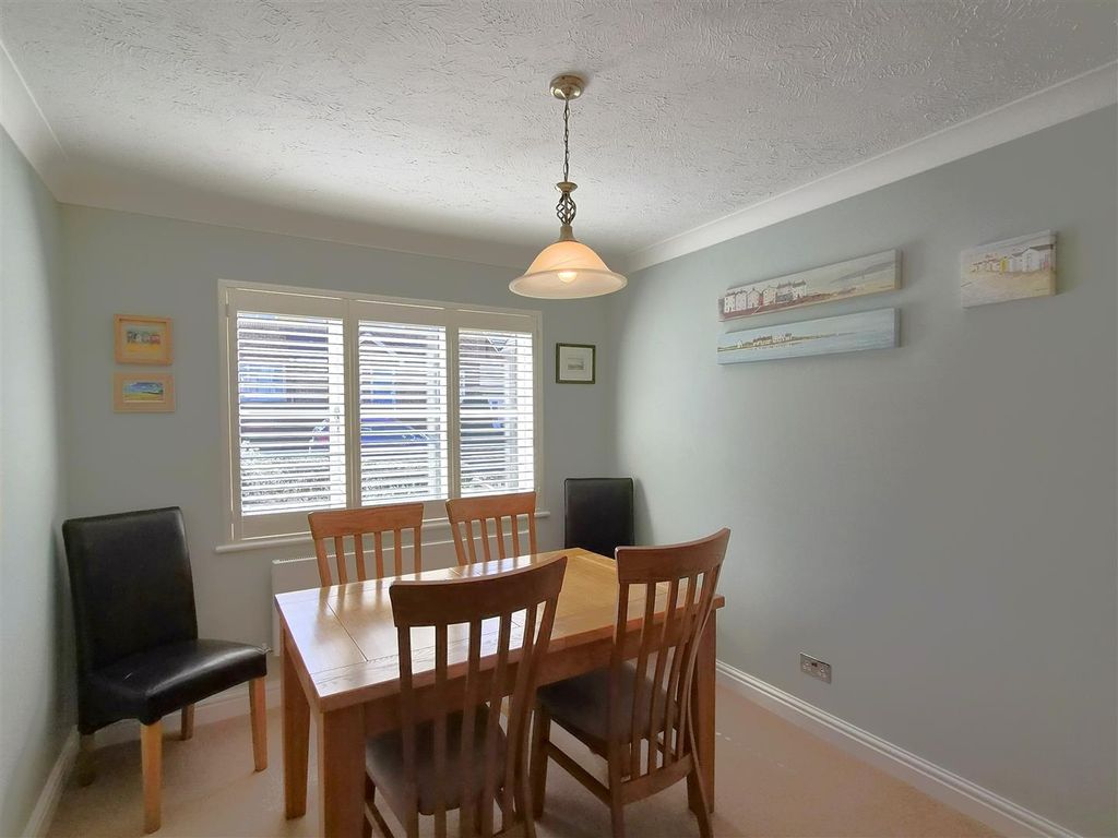Additional image 20 of 4 bed detached house for salePentreath Close, Fowey PL23