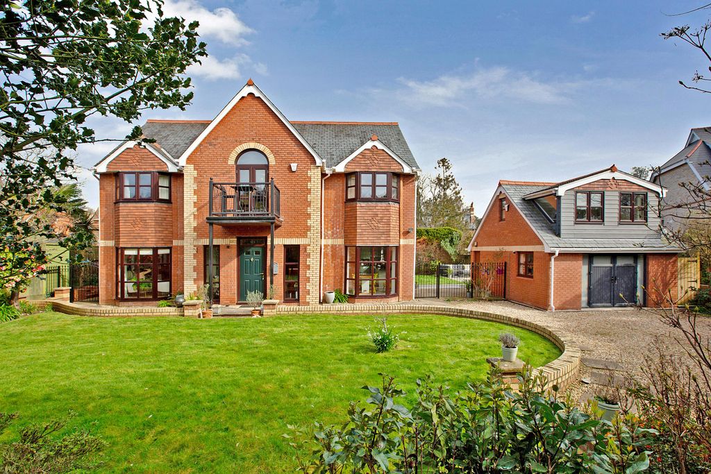5 bed detached house for salePortland Avenue, Exmouth, Devon EX8.