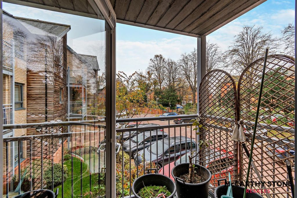 Additional image 5 of 1 bed flat for saleMartin Court, St. Catherines Road, Grantham NG31