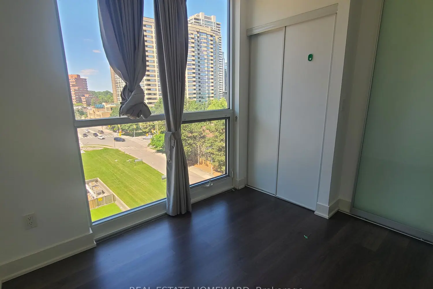 Additional image 3 of 88 Sheppard Avenue 808
