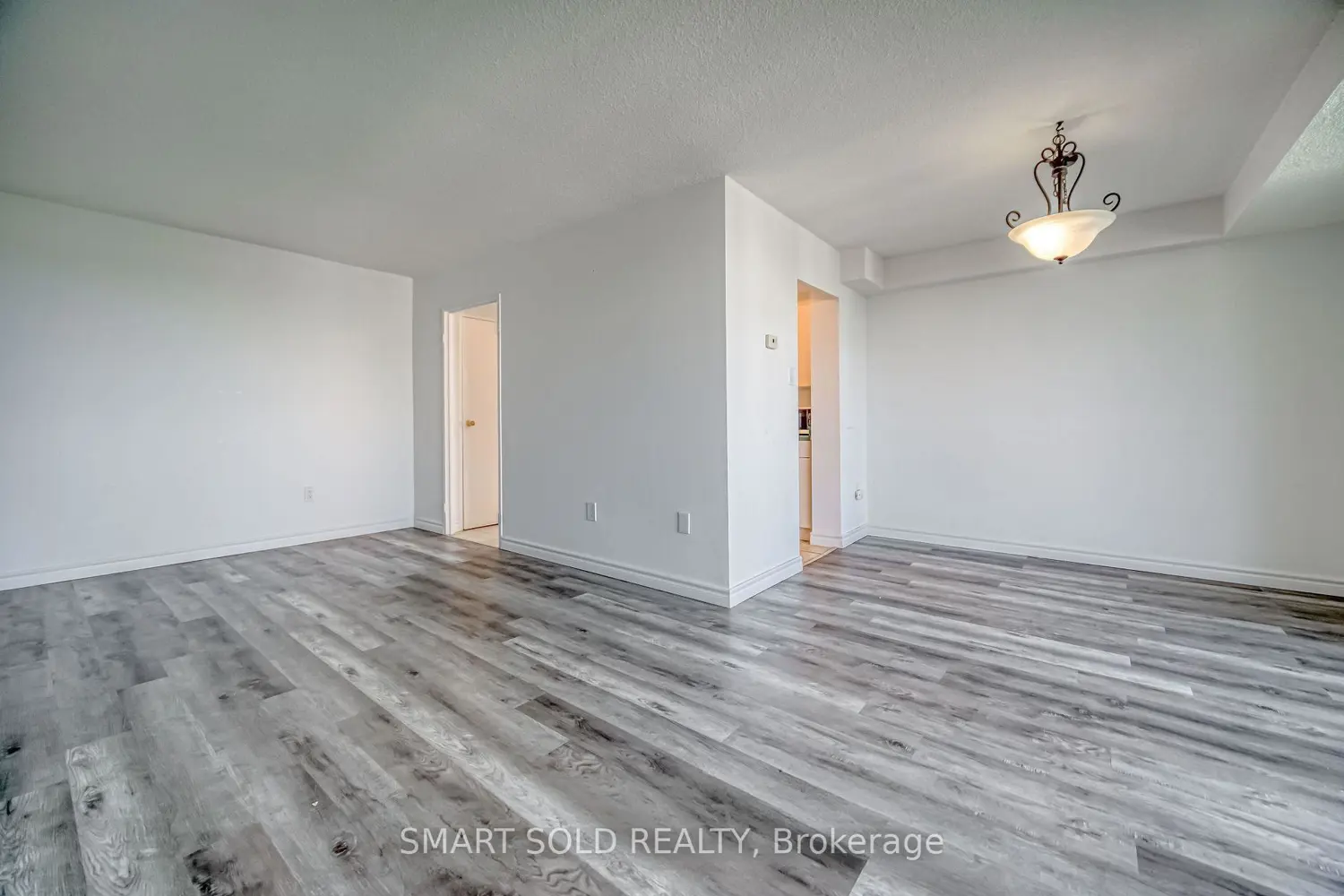 Additional image 6 of 10 Stonehill Court 1009