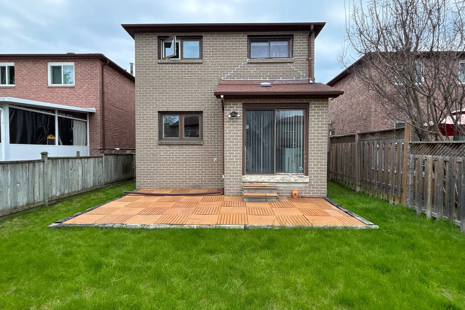 23 Stockbridge Crescent photo 3