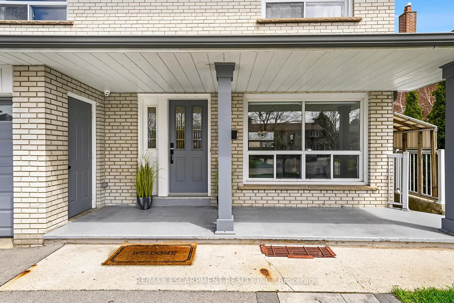 3726 Holden Crescent