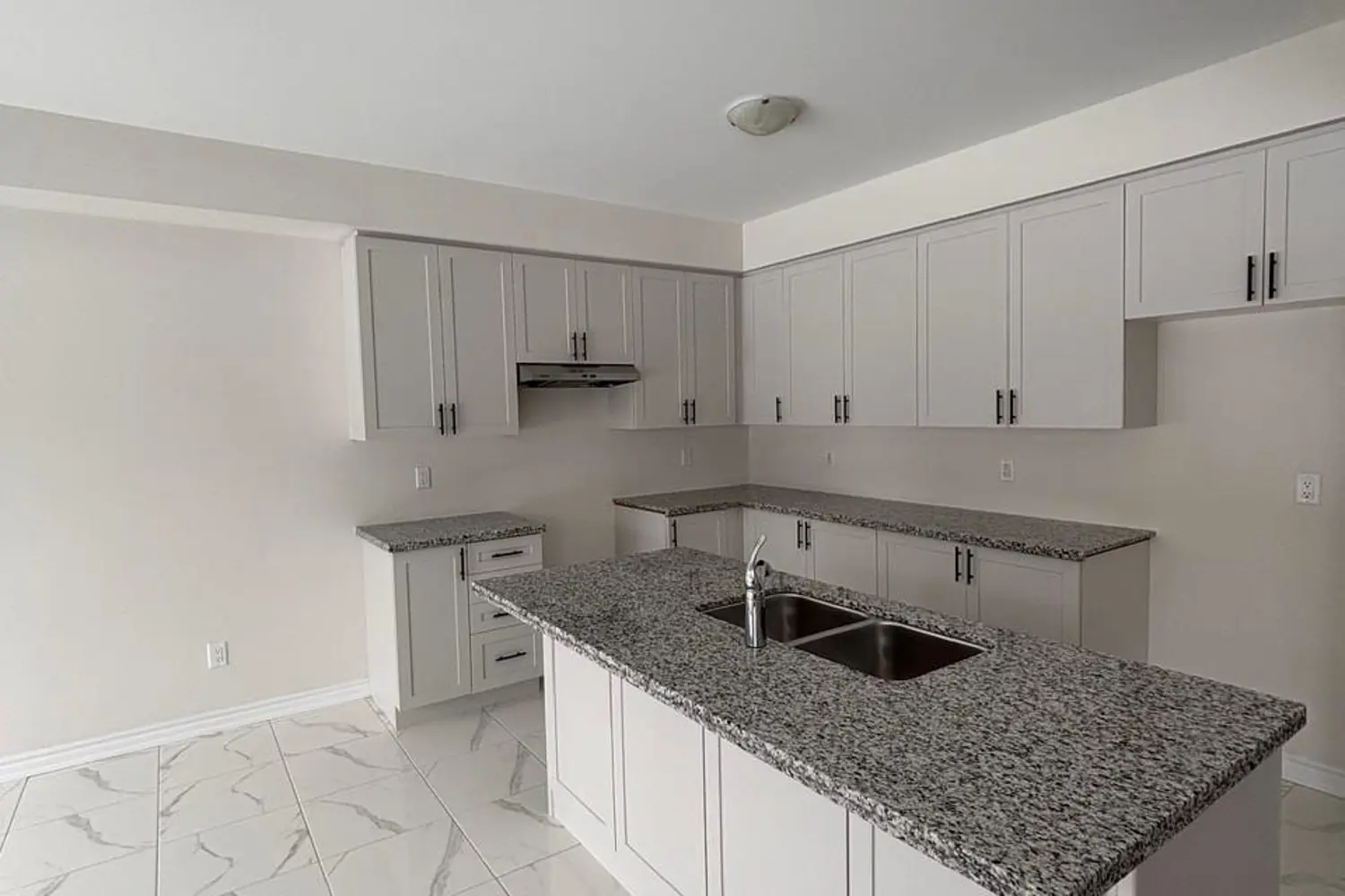Additional image 6 of 14 Federica Crescent