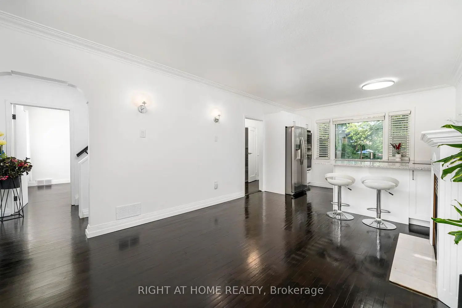 105 Glenridge Avenue photo 3