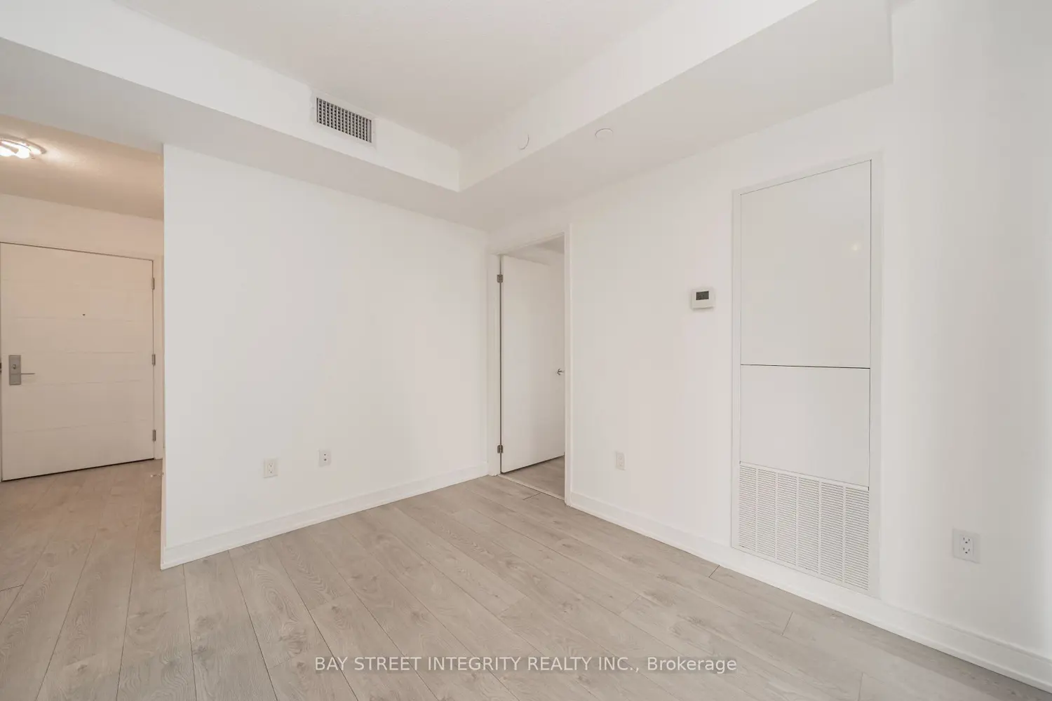 Additional image 10 of 50 Wellesley E Street 2801