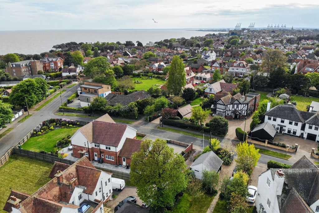 Additional image 28 of 4 bed detached house for saleMarcus Road, Old Felixstowe, Suffolk IP11