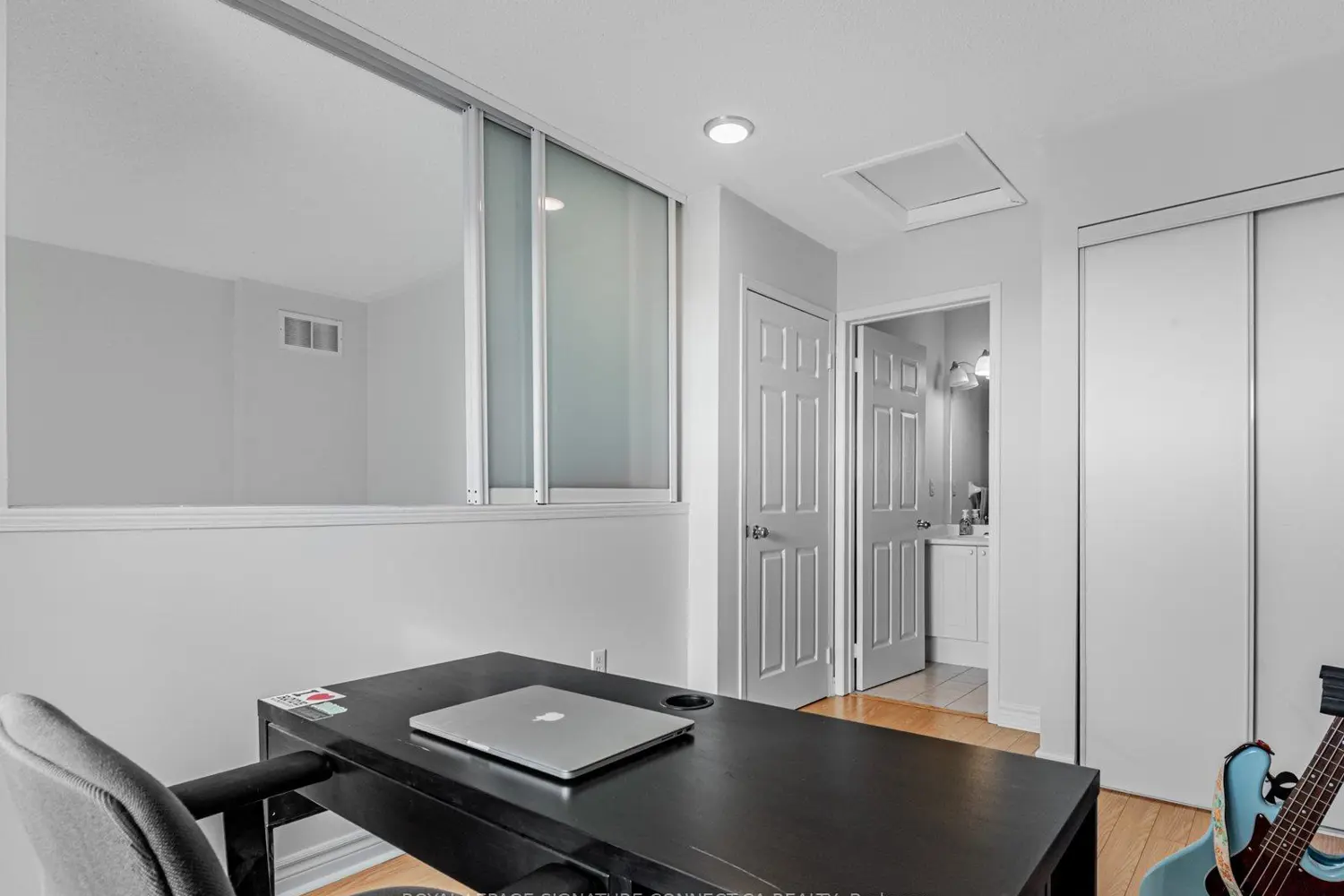 Additional image 19 of 110 Cornell Park Avenue C208