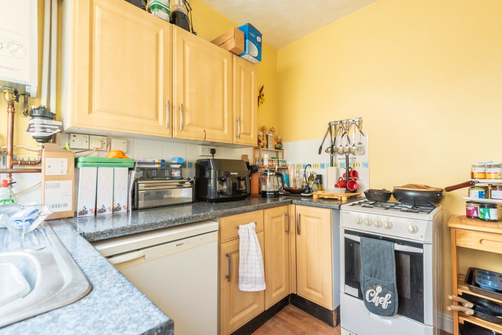 Additional image 7 of 1 bed flat for saleWelholme Road, Grimsby DN32