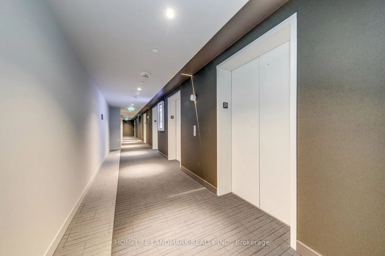 3883 Quartz Road 2304 photo 2