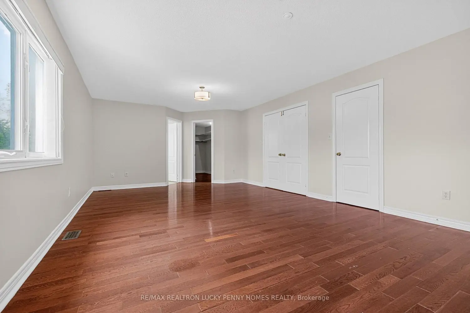 Additional image 13 of 17 Coral Cove Court