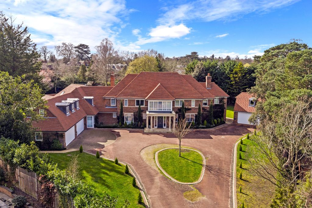6 bed detached house for saleLittleworth Common Road, Esher KT10