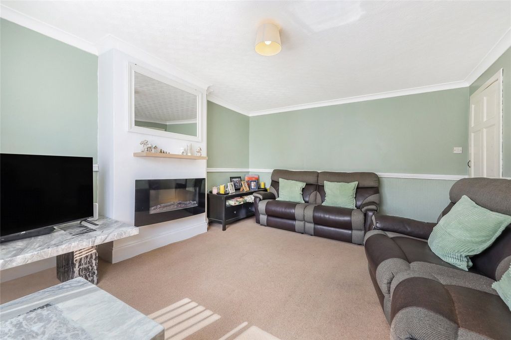 Additional image 3 of 2 bed semi-detached house for saleFife Drive, Greenock, Inverclyde PA16