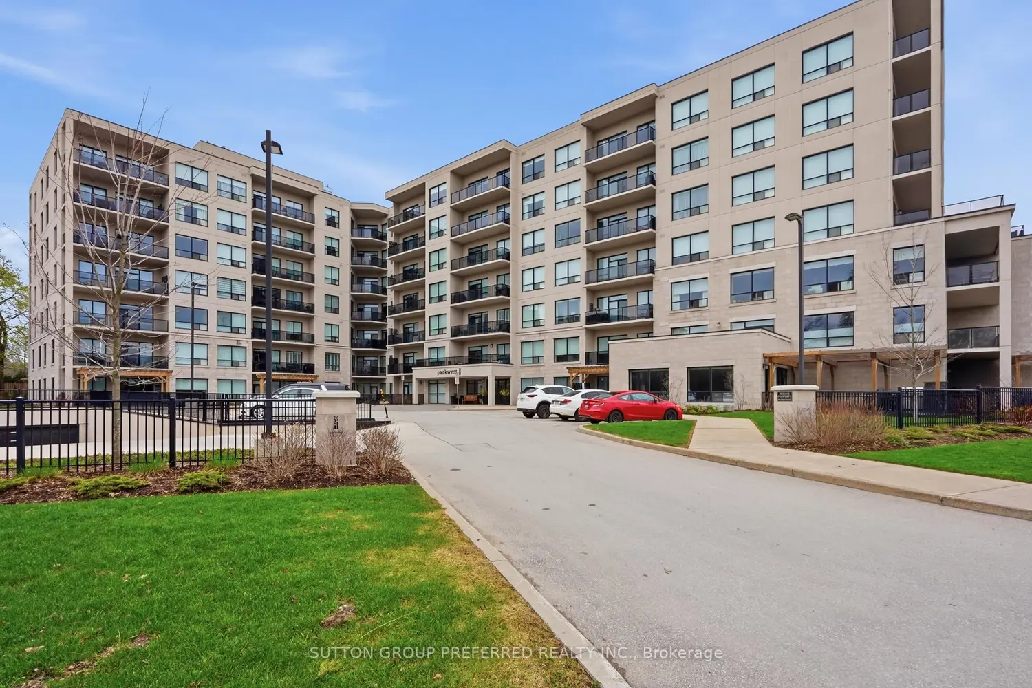 1200 Commissioners Road 401 photo 2