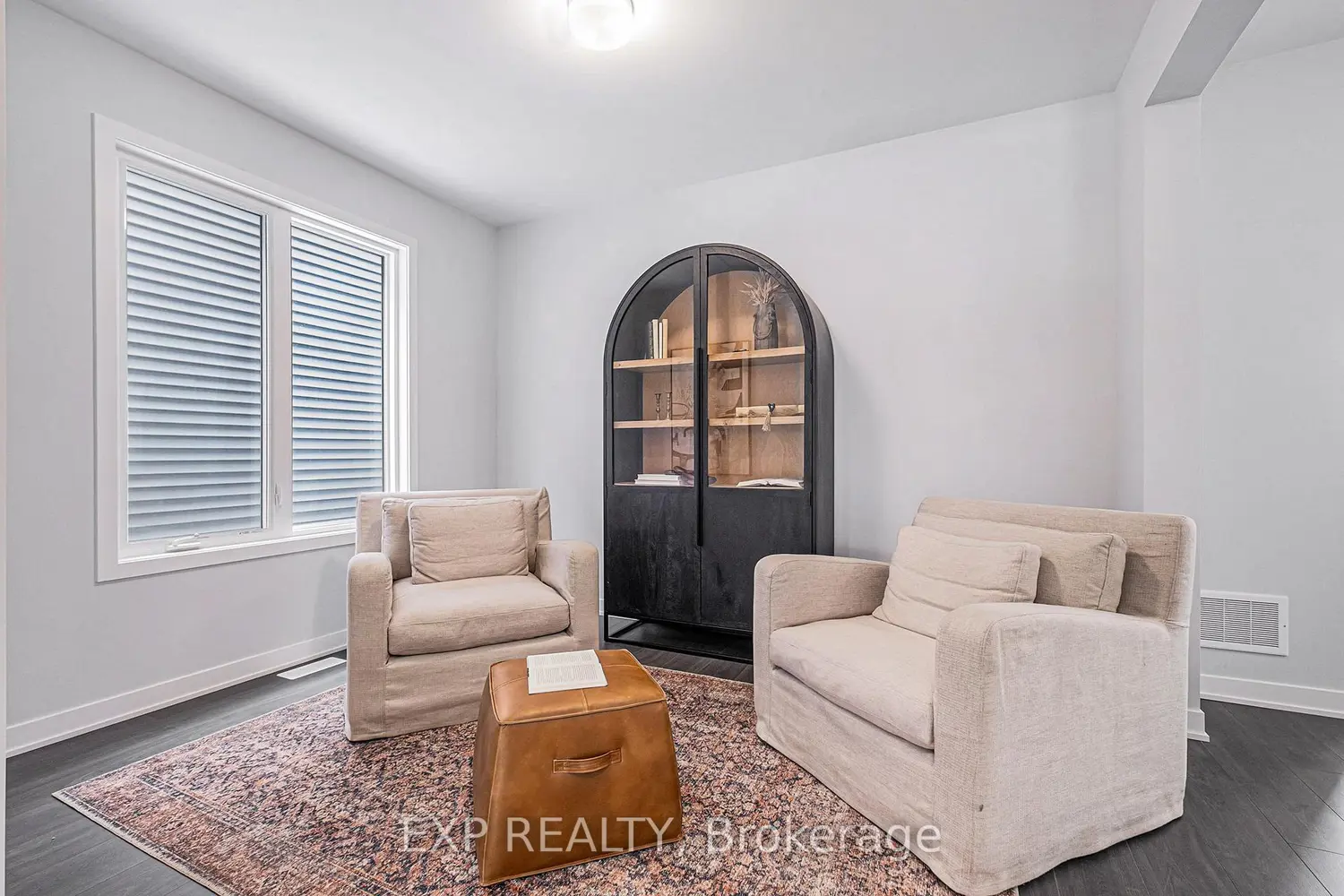 6324 Ottawa Street photo 3