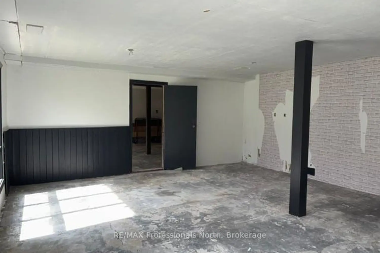 Additional image 12 of 3044 Gelert Road