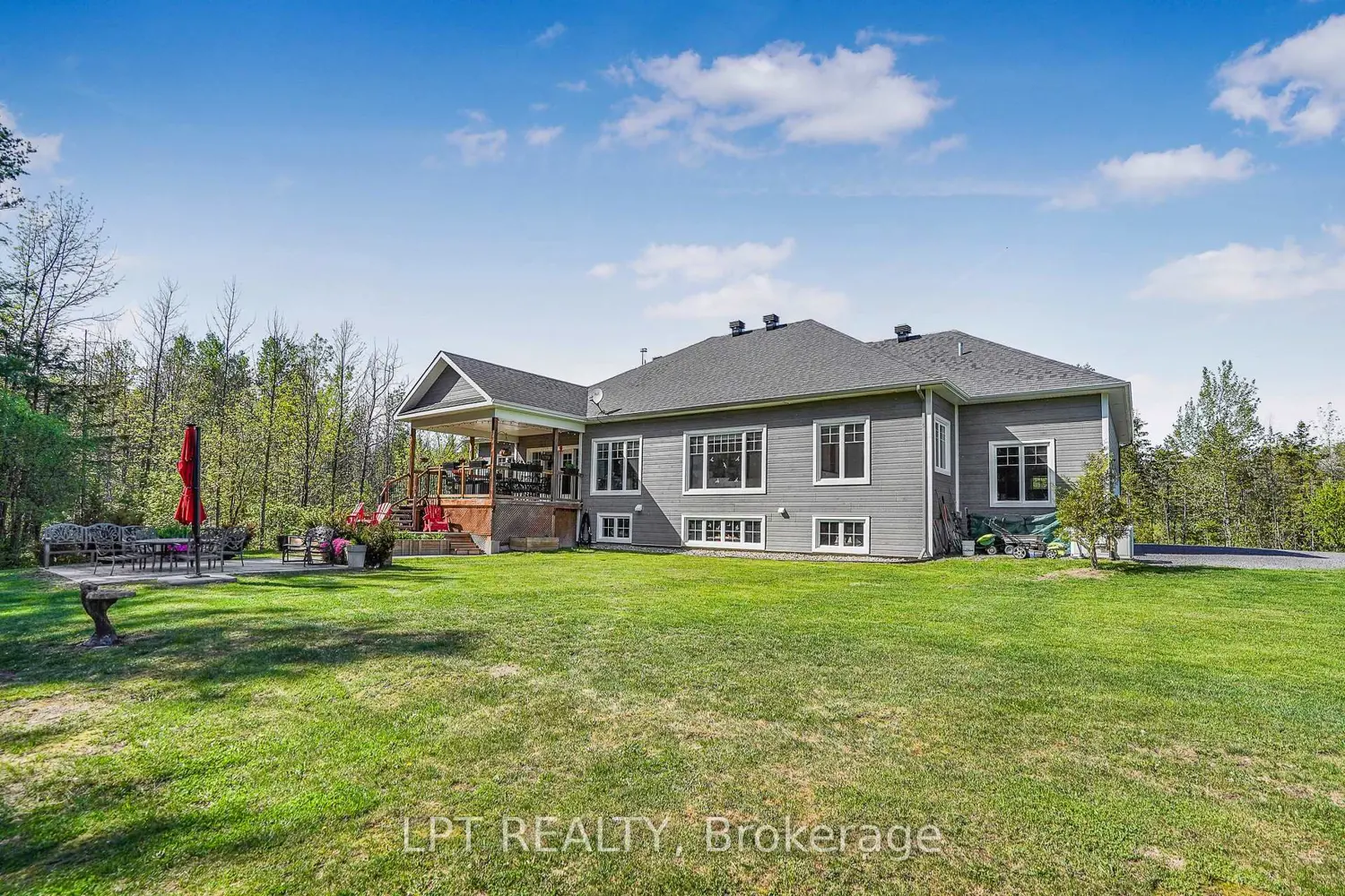 Additional image 18 of 972 Aberdeen Road