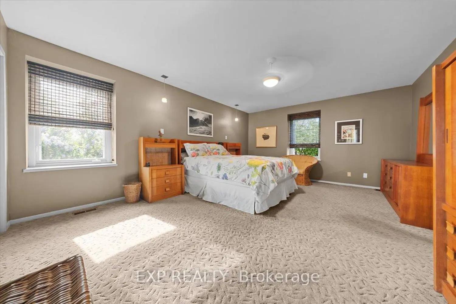 Additional image 8 of 899 Dresden Crescent