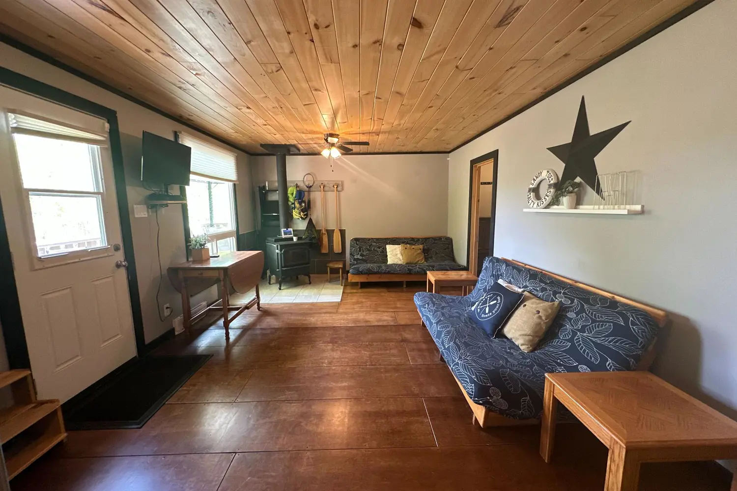 1024 Harrington Lane photo 3