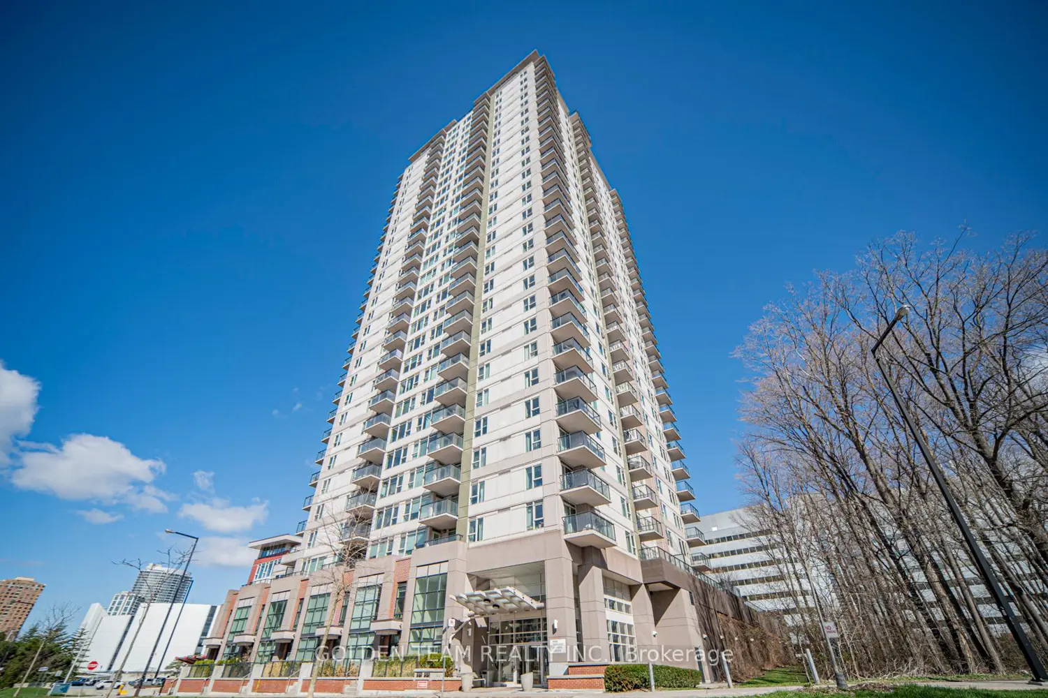 190 Borough Drive 2606