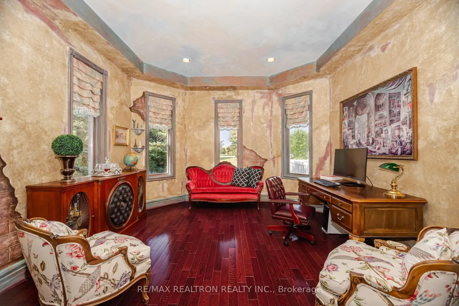 95 Loch Erne Lane photo 5