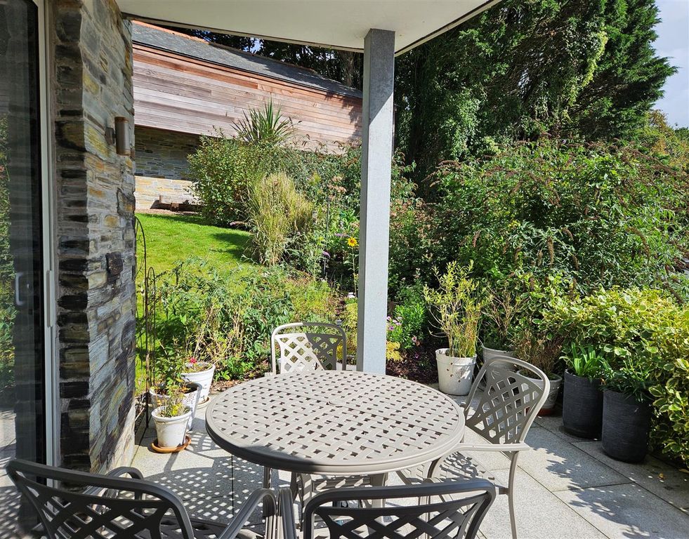 Additional image 15 of 2 bed flat for saleStation Road, Fowey PL23