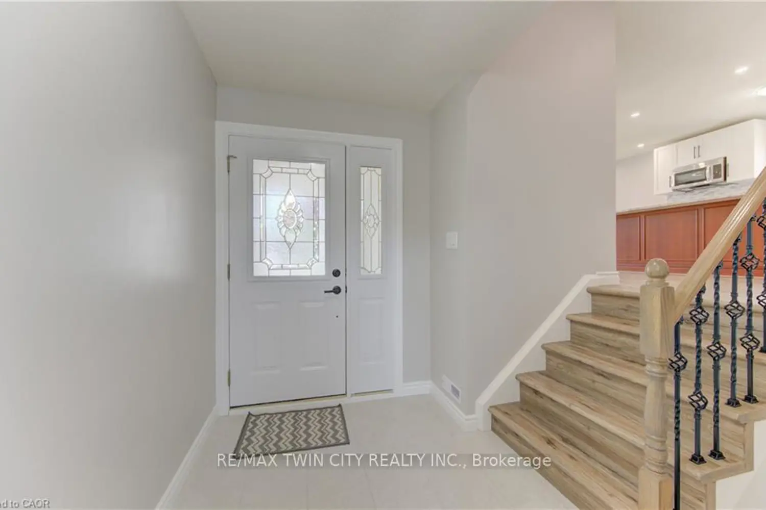 51 Coach Hill Drive photo 3