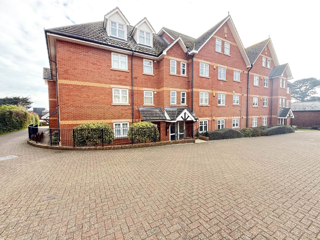 Additional image 11 of 3 bed flat for saleDouglas Avenue, Exmouth EX8