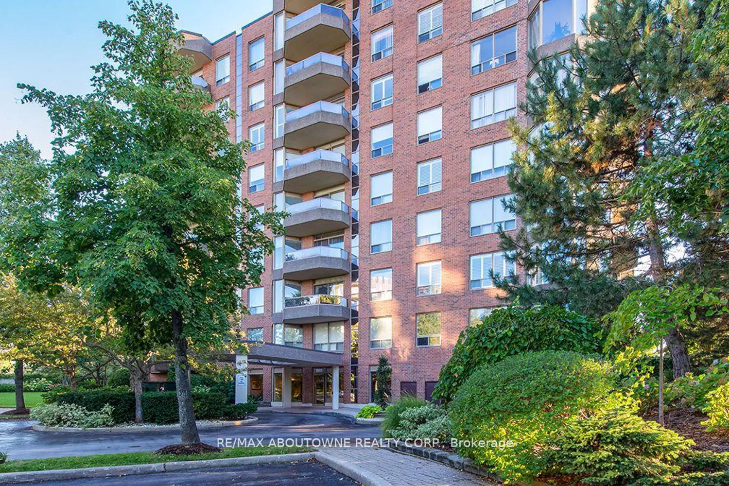 1901 Pilgrims Way 706