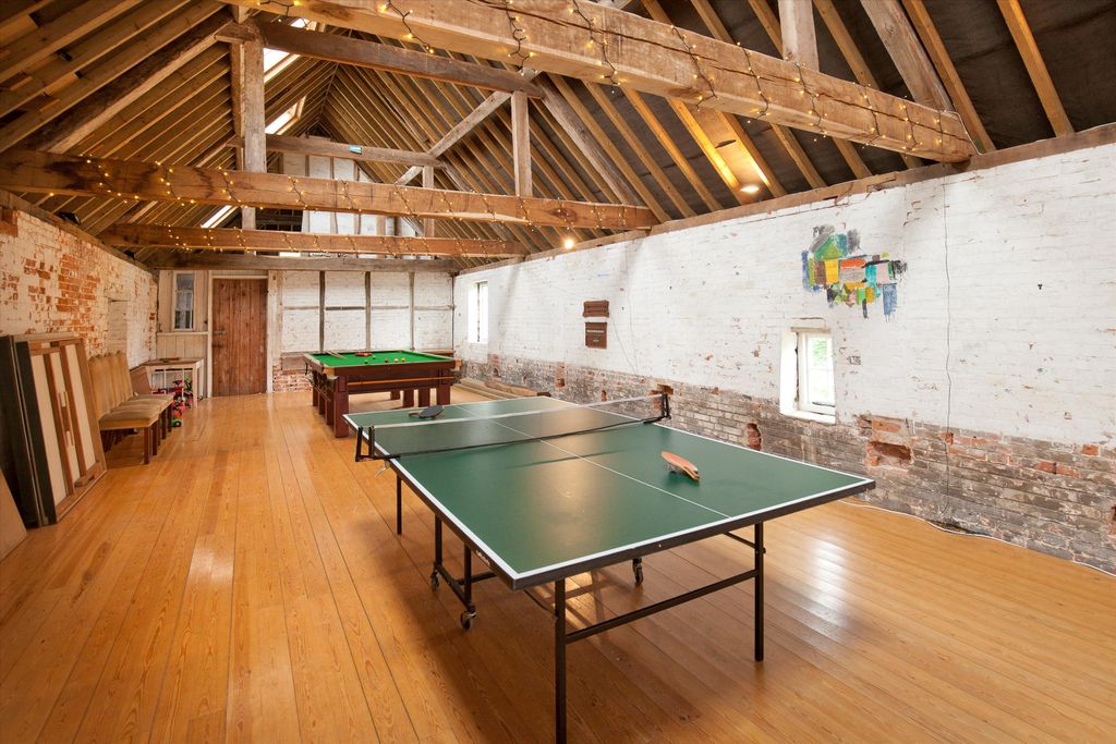 Additional image 11 of 7 bed detached house for saleRunwick, Farnham, Surrey GU10