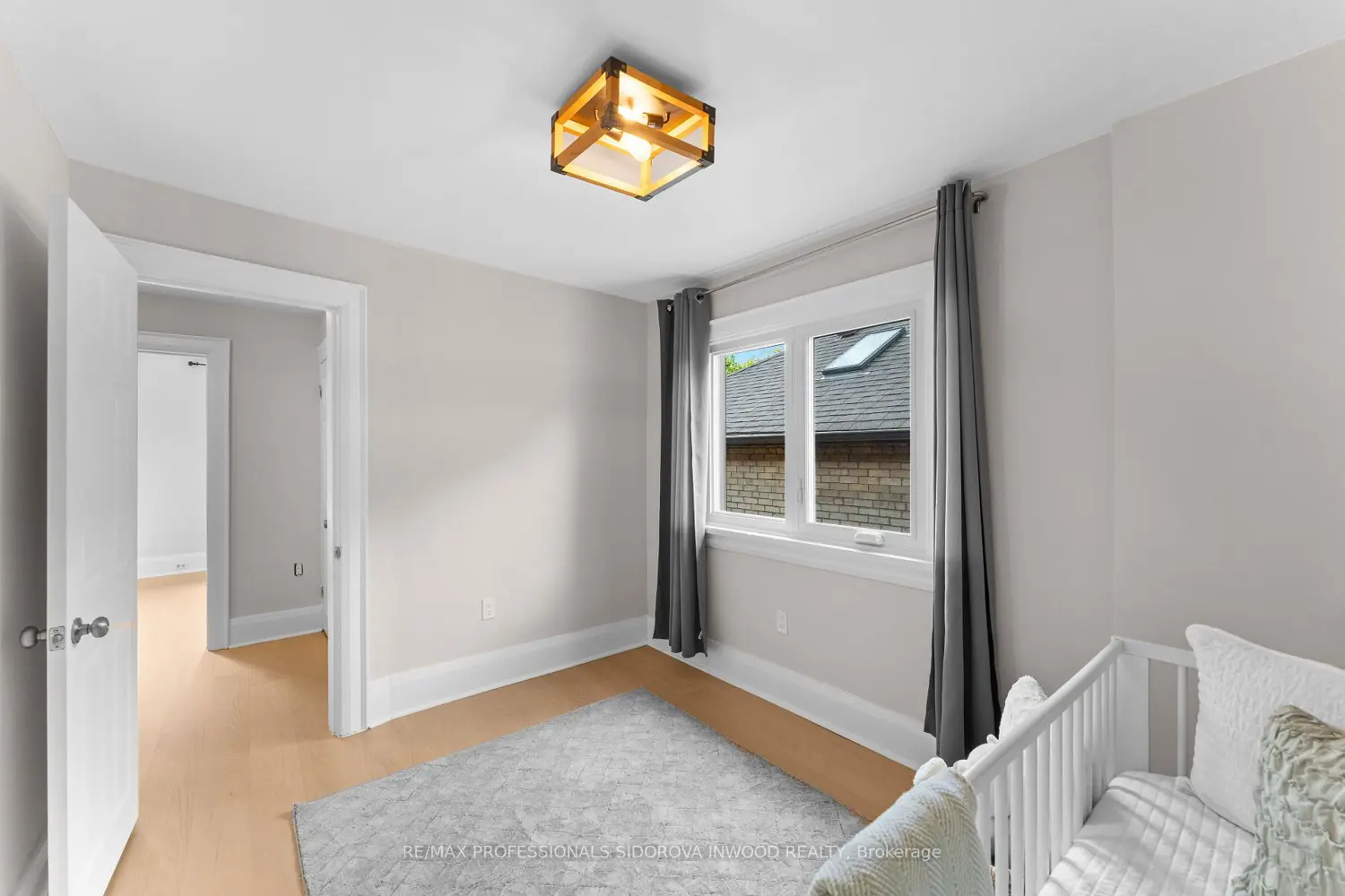 Additional image 8 of 408 Glenlake Avenue