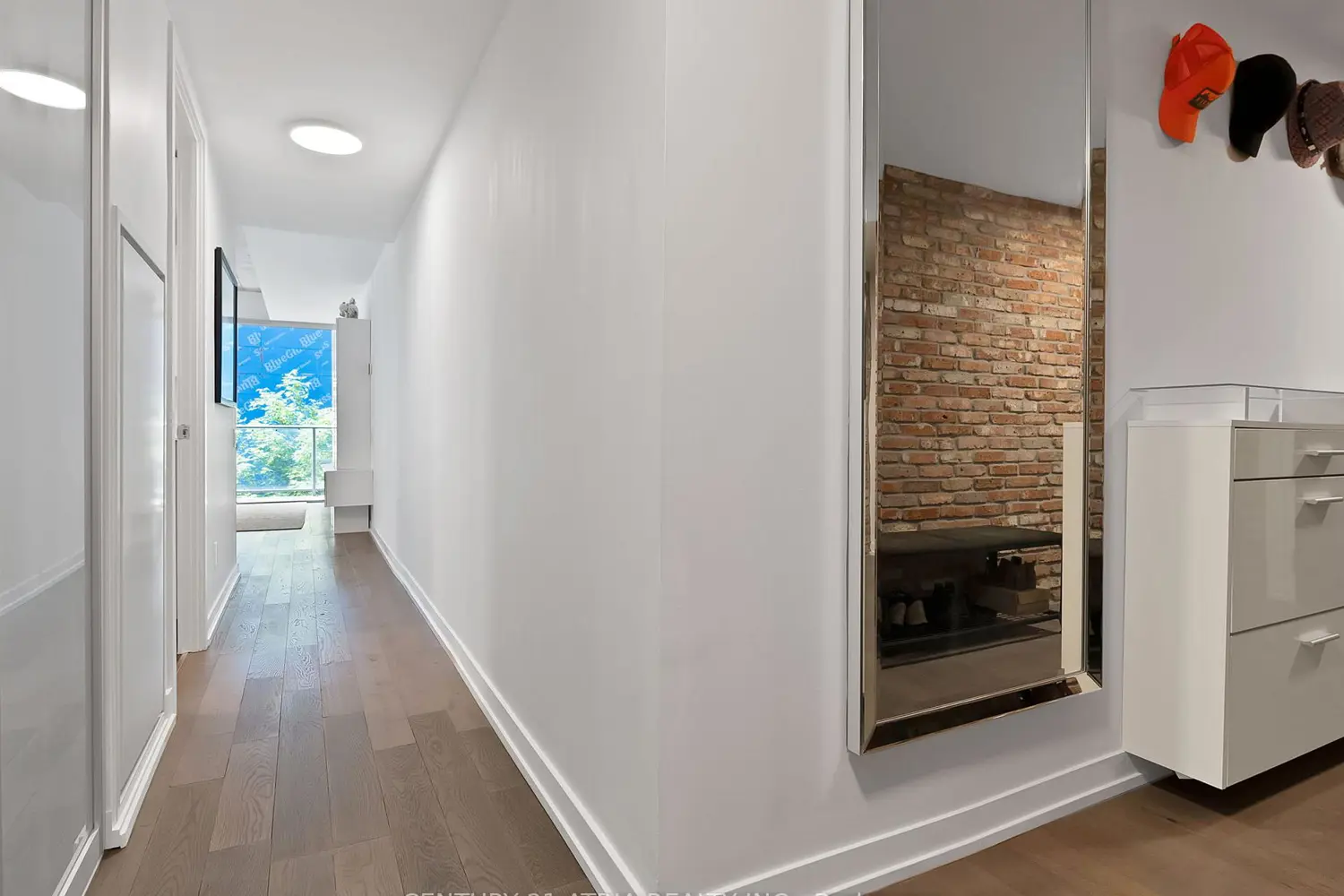 Additional image 3 of 95 Bathurst Street 318
