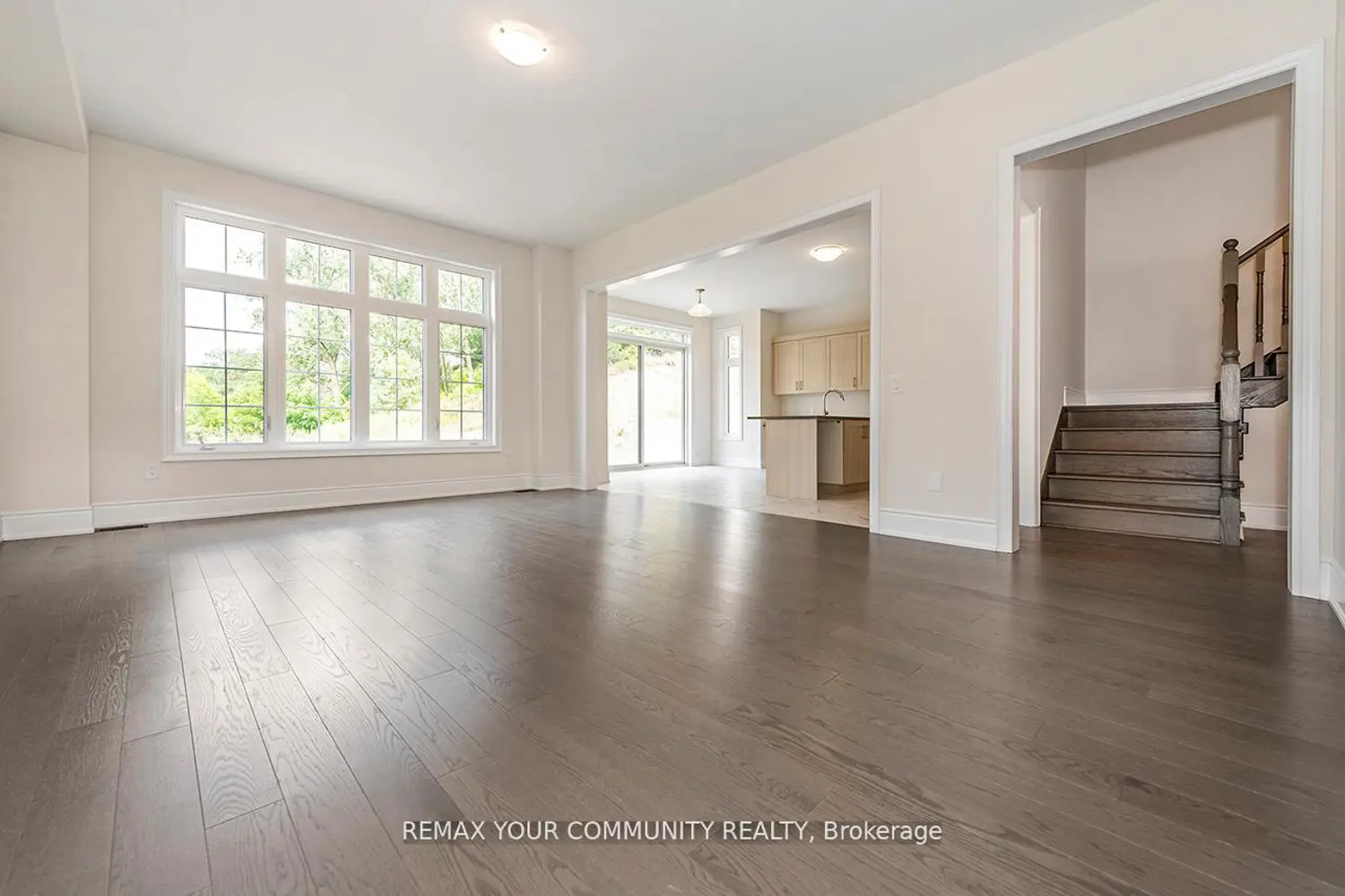73 James Walker Avenue photo 3