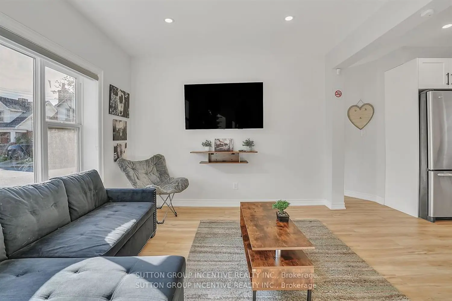 88 Tisdale Street photo 5