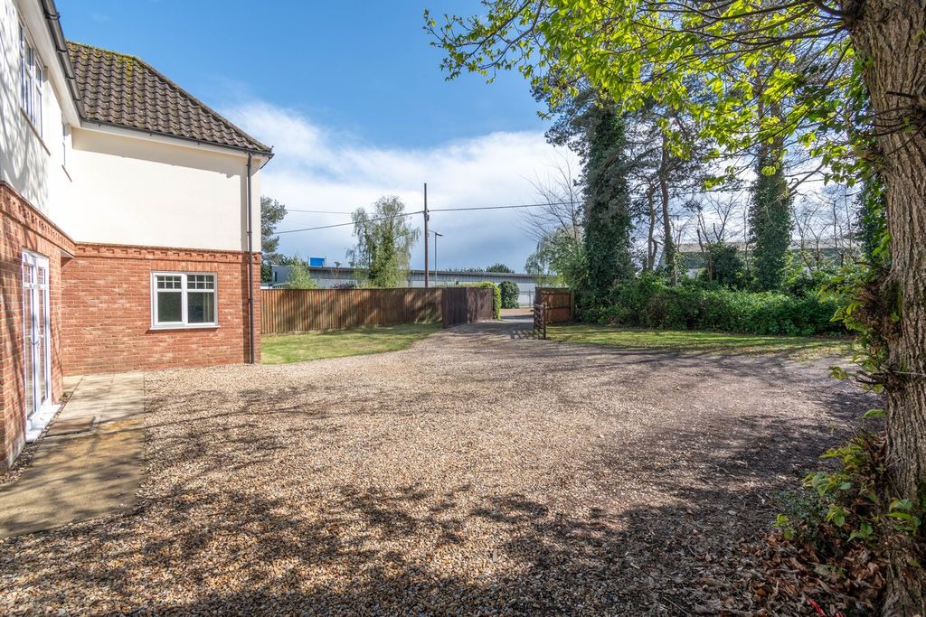 Additional image 18 of 5 bed detached house for saleHolt Road, Fakenham NR21