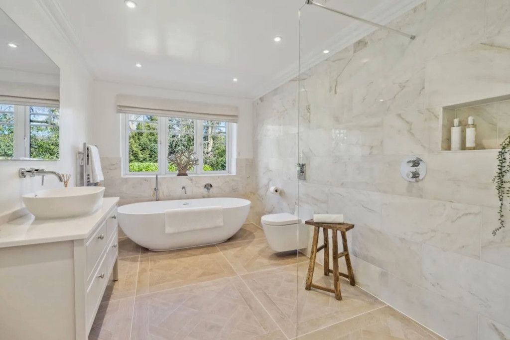Additional image 5 of 5 bed detached house for saleHedgerley Lane, Buckinghamshire SL9