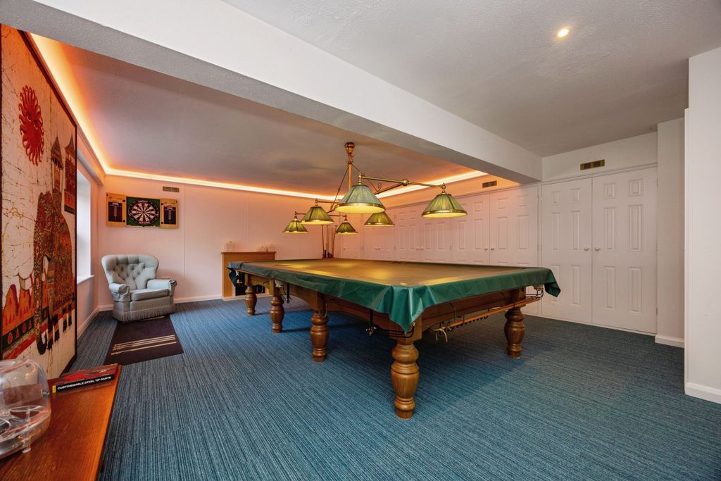 Additional image 8 of 9 bed detached house for saleCompton Way, Farnham GU10